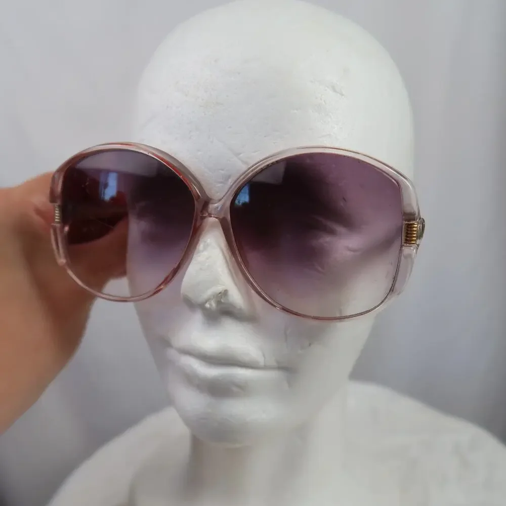 Vintage 80s Clear and Red Large Bug Eye Frame Sunglasses Ombre Lens